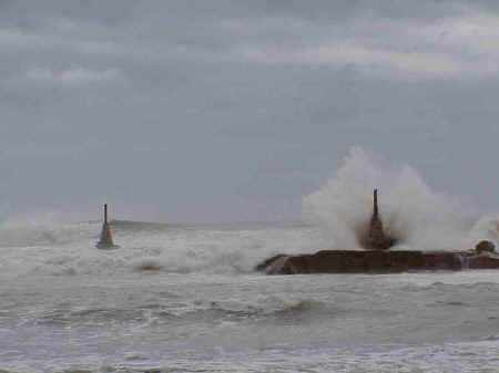 Sitges beaches: Punta de les Anquines, November storms 2001