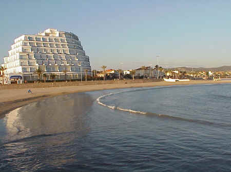 Sitges Beaches: Beach 15 after the storms, November 2001