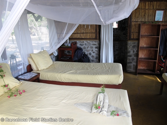 Mvuu Camp bedroom